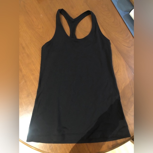 Lululemon Racerback Tank size 8 - Picture 3 of 3